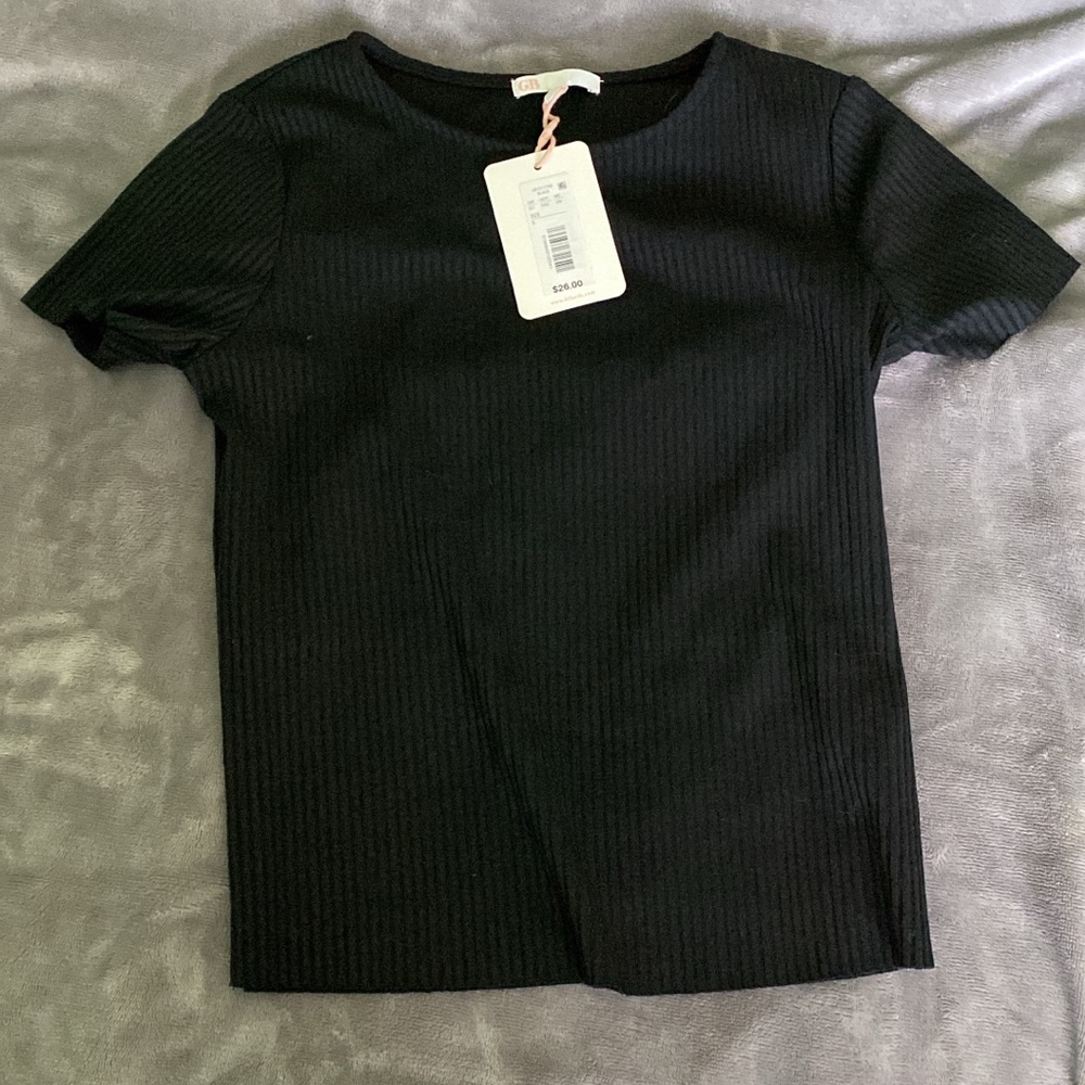 black ribbed t shirt